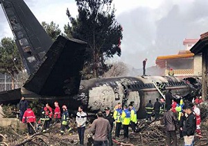 تحویل پیکر ۱۵ جانباخته حادثه سقوط هواپیمای ۷۰۷ به نماینده هواپیمایی ارتش