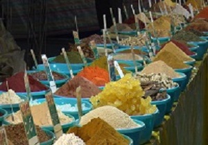 گشایش نمایشگاه سوغات و صنایع دستی در سمنان
