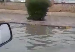 آبگرفتگی شدید خیابان‌ها در «امیدیه» + فیلم