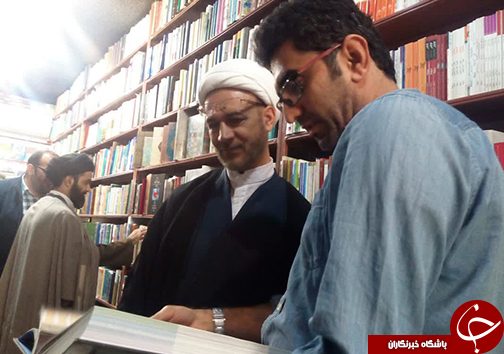سرکشی امام جمعه جهرم از یک کتابفروشی