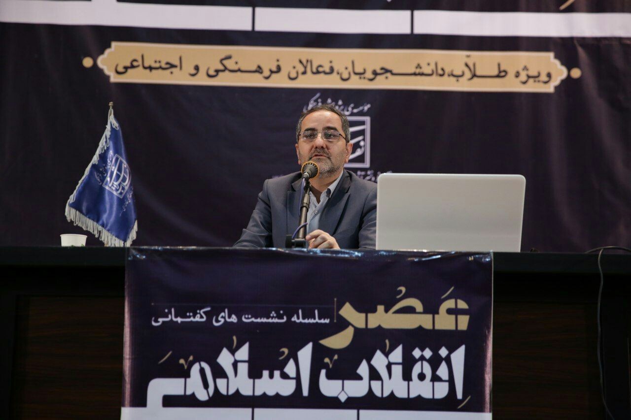 دشمن در عرصه اقتصادی، مجری عملیات روانی است/رخداد جنگی به نام جنگ اقتصادی در جامعه