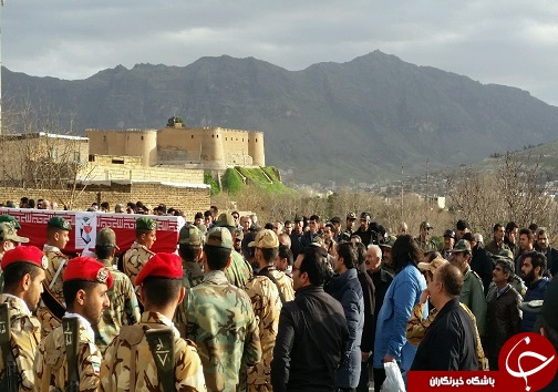 برگزاری مراسم تشییع شهیدان علی افروغ ومحمد باقرندری در لرستان+تصاویر
