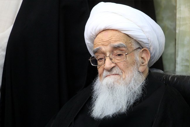مراسم رونمایی از ترجمه&zwnj;ی اصول کافی به دست شیخ حسین انصاریان برگزار شد