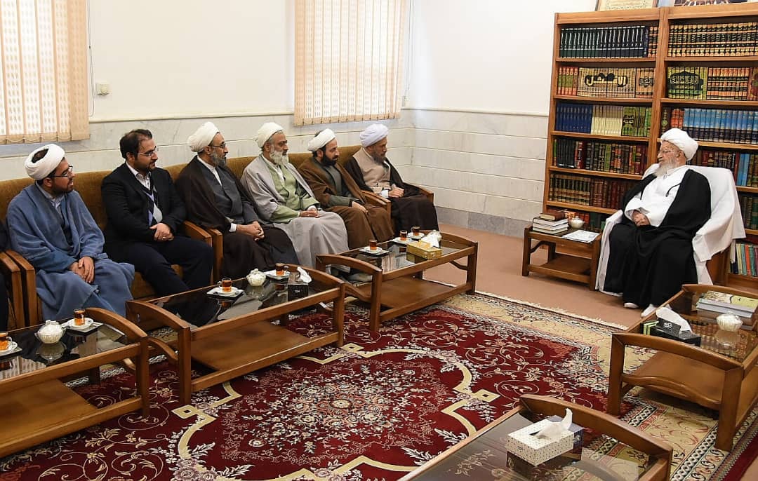 دیدار امام جمعه شیراز با آیت الله العظمی مکارم شیرازی