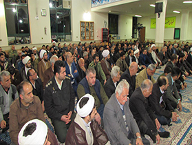 خیانت برخی مسئولان مسیر انقلاب را تغییر نمی دهد