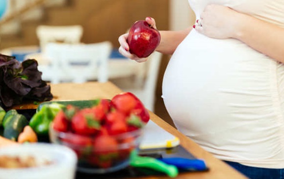 قلب کوچک جنین از هفته ششم بارداری می&zwnj;تپد/ توصیه&zwnj;هایی مهم به مادران باردار+ تصاویر