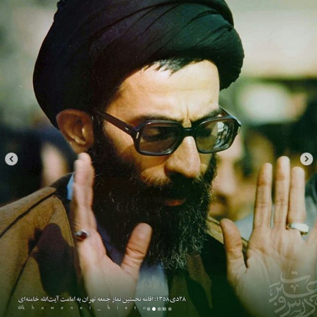 تصاویری از اقامه نخستین نمازجمعه تهران به امامت آیت&zwnj;الله خامنه&zwnj;ای