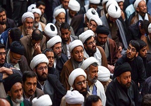 مبلغان و طلاب باید دستاوردهای فرهنگی انقلاب را تبیین کنند/۴۰ سالگی انقلاب زمان بالندگی است