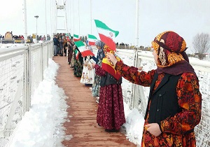 اجتماع عظیم زنان عشایر با لباس سنتی در مشکین شهر برگزار شد