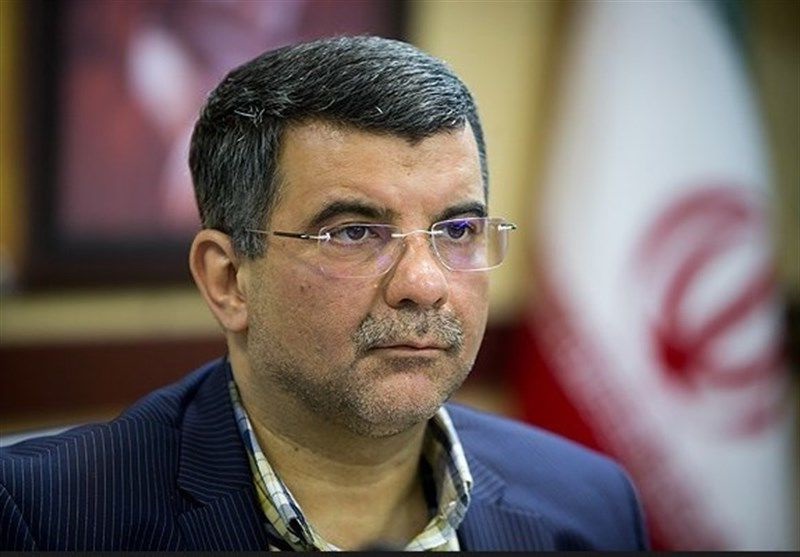 افزایش ۱۱ برابری تعداد پزشکان پس از انقلاب اسلامی/ فعالیت بیش از ۱۰۸ هزار پزشک تا سال ۹۵ در کشور