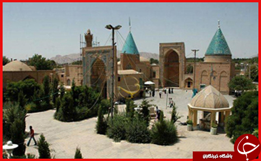 از ۱۰ ماه بی حقوقی کارگران فضای سبز خرم آباد/فعالیت هندی&zwnj;ها رسما در چابهار آغاز شد/بازسازی مناطق زلزله زده کرمانشاه تا سال آینده/قطب عرفان در انتظار ثبت جهانی
