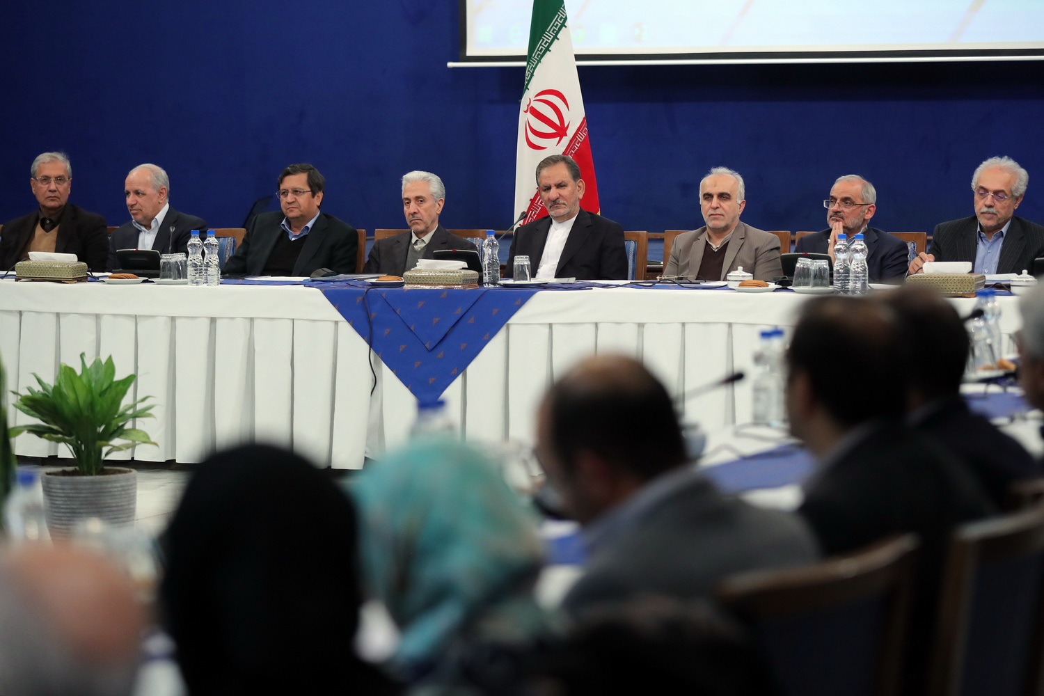 دولت آماده استفاده از ظرفیت دانشگاه&zwnj;ها برای حل مشکلات است/ احیای سرمایه اجتماعی نیازمند همفکری و همراهی نهاد&zwnj;های علمی و نخبگان کشور است