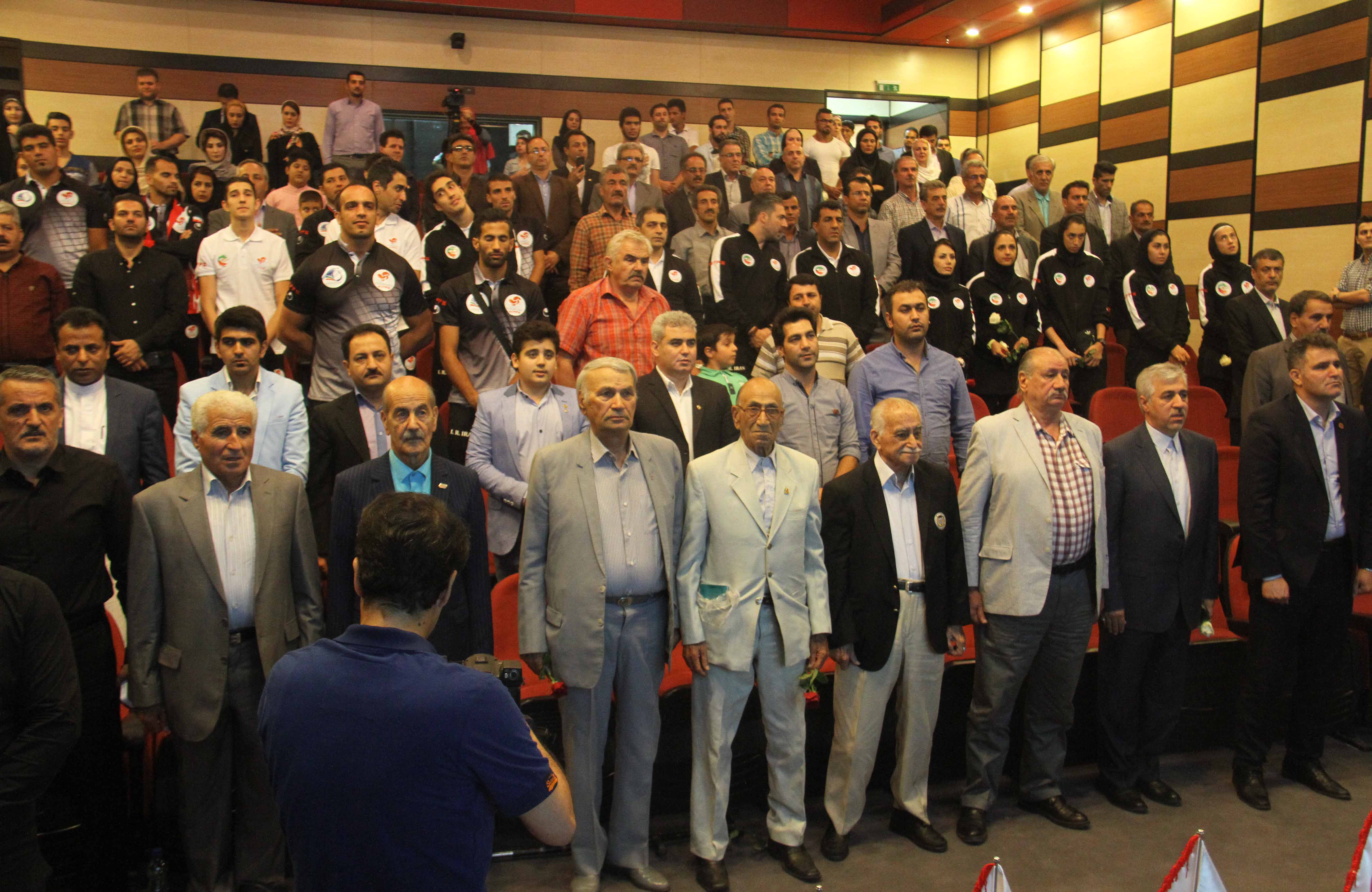 مراسم تجلیل از مدال آوران رشته دوومیدانی کشور به میزبانی فدراسیون دوومیدانی برگزار می شود