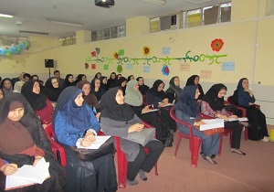 شرکت آموزگاران در کارگاه آموزشی معماری نوین تدریس