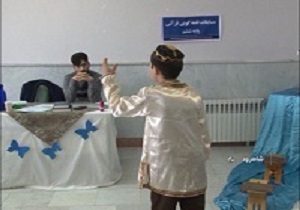 مسابقات قصه گویی دانش آموزان در شاهرود