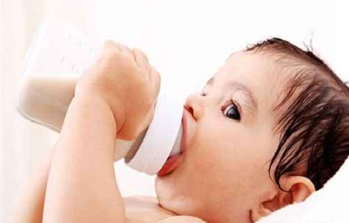 ترفندهایی برای از شیر گرفتن کودک/فاصله شیردهی را کوتاه کنید ترفندهایی برای از شیر گرفتن کودک/فاصله شیردهی را کوتاه کنید
