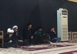 اقشار مختلف مردم و روحانیون در دفتر آیت الله هاشمی شاهرودی حضور یافتند