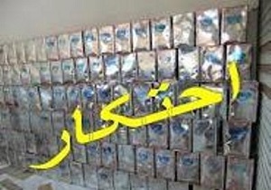 کشف 420 حلب روغن خوراكی احتکار شده در خمینی شهر