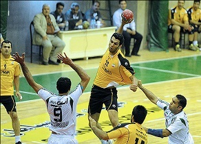 امیدوارم هواداران فقط تیم خودشان را تشویق کنند