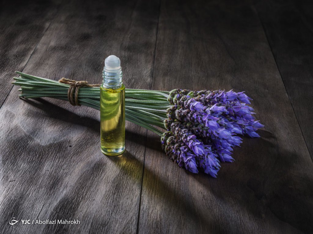 چگونه از ترکیب روغن&zwnj;ها داروی شفابخش بسازیم؟