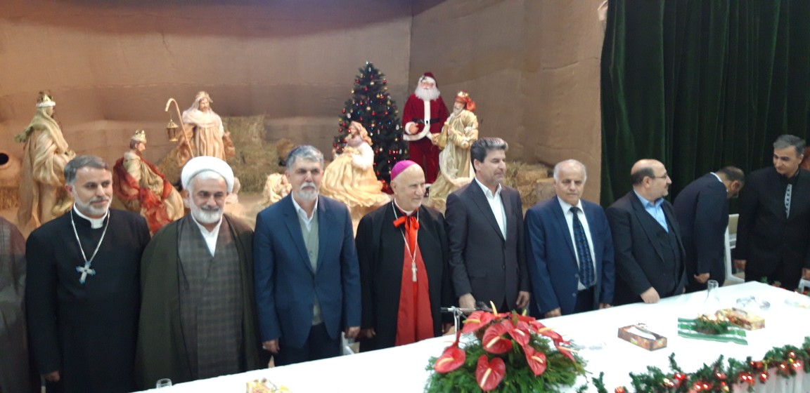 موانع بارانداز راه آهن آستارا ـ آستارا با همکاری دو کشور ایران و آذربایجان رفع می‌شود