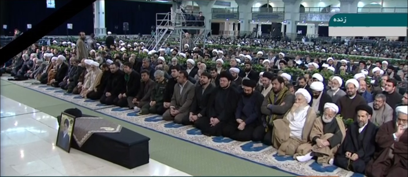 چه کسانی در مراسم اقامه نماز آیت&zwnj;الله هاشمی شاهرودی شرکت کردند؟