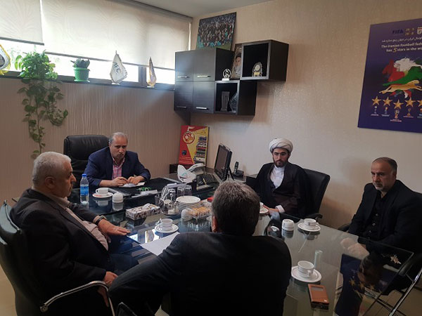 کمک فدراسیون فوتبال برای میزبانی مسابقات بین المللی فوتبال ۷ نفره