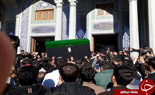 تشیع پیکر آیت الله هاشمی شاهرودی در حرم حضرت معصومه/ پیکر آیت الله هاشمی شاهرودی وارد مسجد امام حسن عسگری قم شد