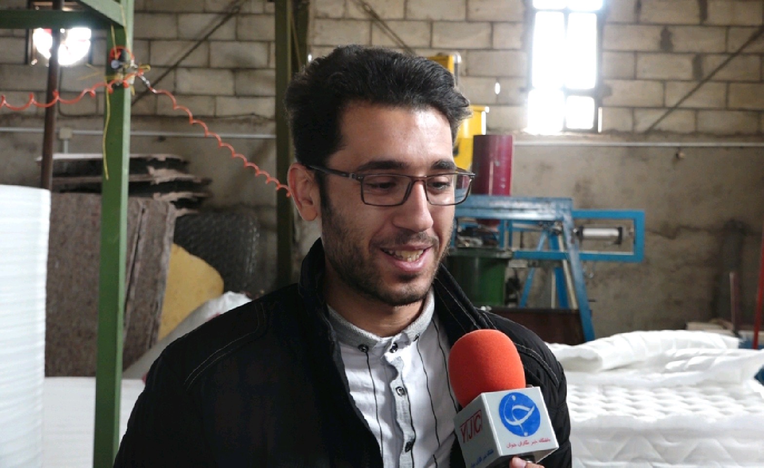 جوان کرمانی؛ عاشق کار آفرینی/ حمایت از تولیدات داخل استان، پشتوانه تولیدکنندگان کرمانی