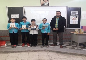 برگزاری نشست کتابخوان مدرسه اى در مدرسه شهید رجایی آغاجارى