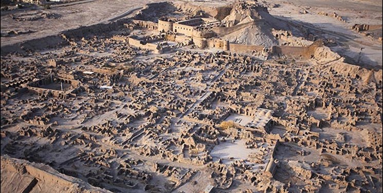 بم؛ ۱۵ سال پیش در چنین روزی +تصاویر بم؛ ۱۵ سال پیش در چنین روزی +تصاویر
