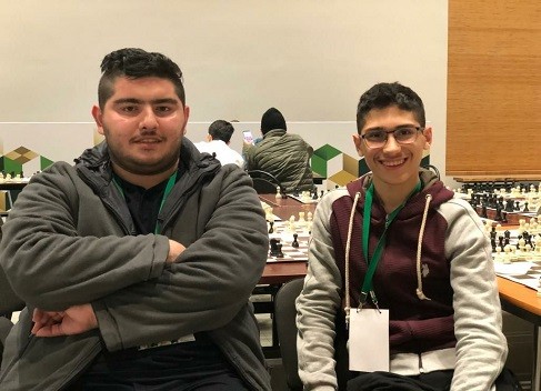 شگفتی روز نخست شطرنج سریع جهان / آتش بازی فیروز جا در سرمای سن پترزبورگ!