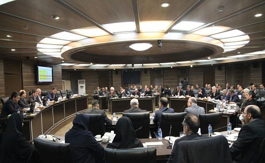 مشکل تامین آب بخش صنعت در حوضه آبریز دریاچه ارومیه باید حل شود