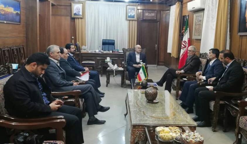 بررسی مشکلات کارخانه واگن سازی زرند