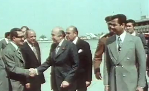 رفتار توهین‌آمیز صدام با نخست‌وزیر شاه +فیلم