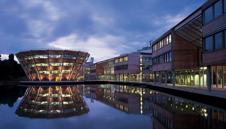 زیباترین و عجیب&zwnj;ترین ساختمان&zwnj;های دانشگاهی دنیا