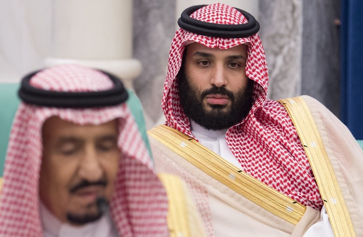 نیویورک تایمز: ملک سلمان قدرت را در دستان پسرش تثبیت کرد
