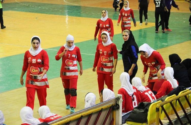 اقتدار شهید چمران لارستان در دسته برتر هندبال بانوان