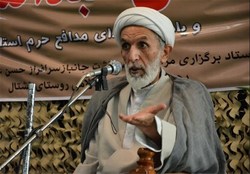 فتنه ۸۸ سطح بصیرت مردم را بالا برد/ دشمن به دنبال این است که با ایجاد مشکلات تفرقه ایجاد کند