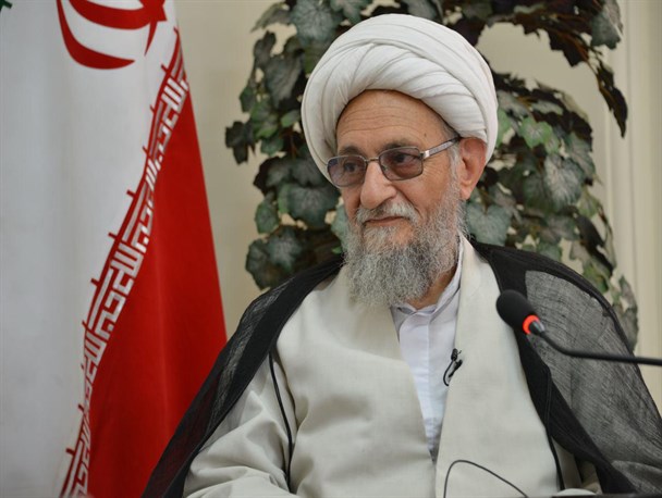 حماسه ۹ دی بیانگر یک اقدام انقلابی است / ۹ دی سیلی محکم مردمی به جریان انحرافی بود