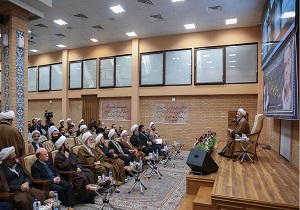 مرحوم «پرورش»برقدرت تسلط پیدا کرده بود