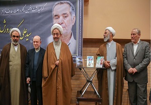 مرحوم پرورش یکی از استوانه های انقلاب اسلامی بود