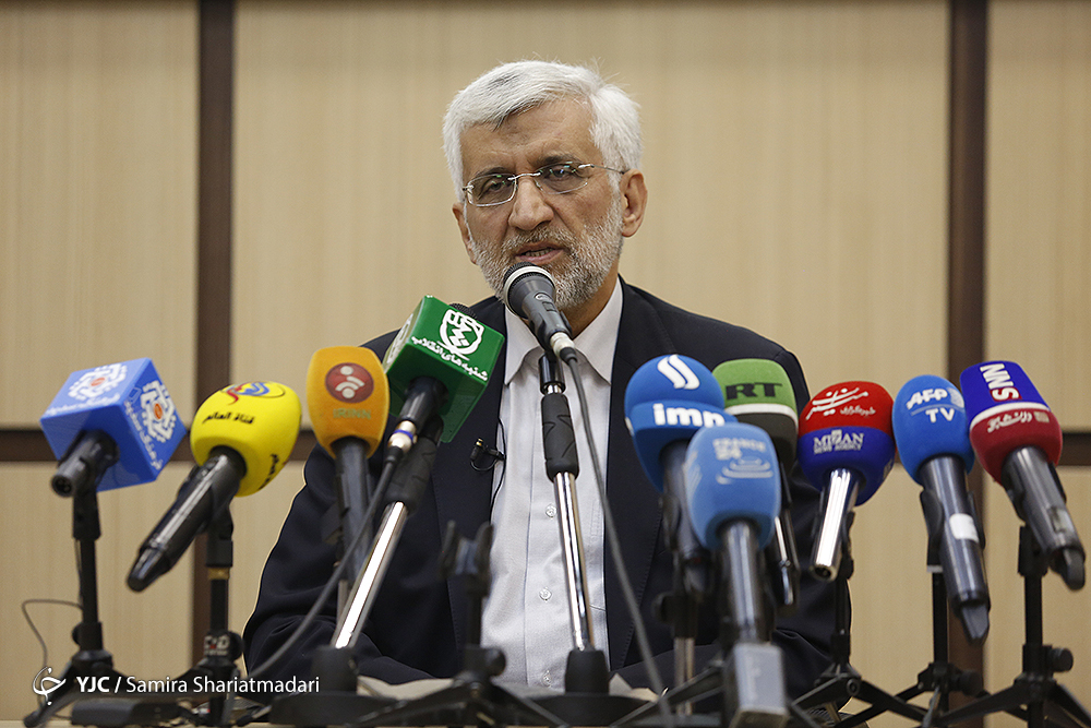 اسلام آمریکایی موجب انصراف و یا انحراف در مبارزه می&zwnj;شود