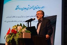 مسئولان باید پیگیر پرداخت حق و حقوق‌های بازنشستگان باشند