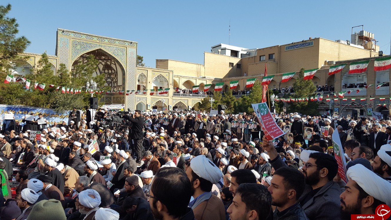 دشمنان آرزوی جدایی حوزه علمیه و نظام اسلامی را به گور خواهند برد/ملت ایران دشمنان راخسته کرده وخود خسته نمی شود