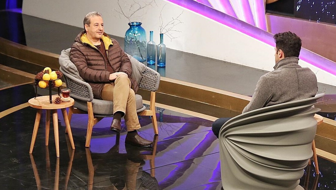 نشنیدم کسی بگوید از بازی در «قلاده‌های طلا» پشیمان است/ با کسی که شاهانه زندگی کند، مخالفیم/ یک میلیارد دادن به یک بازیگر یعنی چه؟!