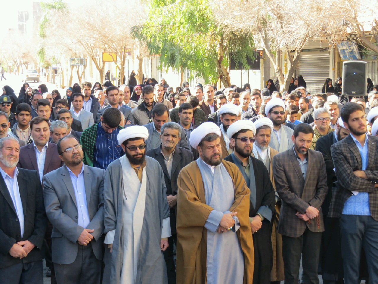 مردم بر اساس مبانی اعتقادیشان حافظ نظام هستند