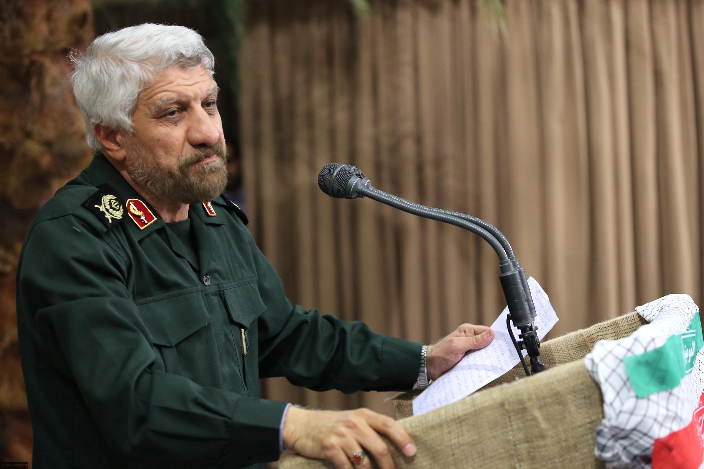 مداحی حماسی حاج صادق آهنگران در مراسم ۹ دی سال ۹۷ +فیلم