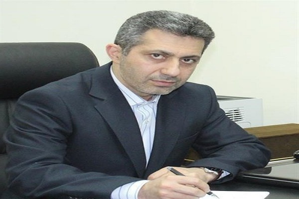 هشدار معاون درمان وزارت بهداشت در مورد پرداخت کارانه غیرمعمول پزشکان و پرسنل+ سند