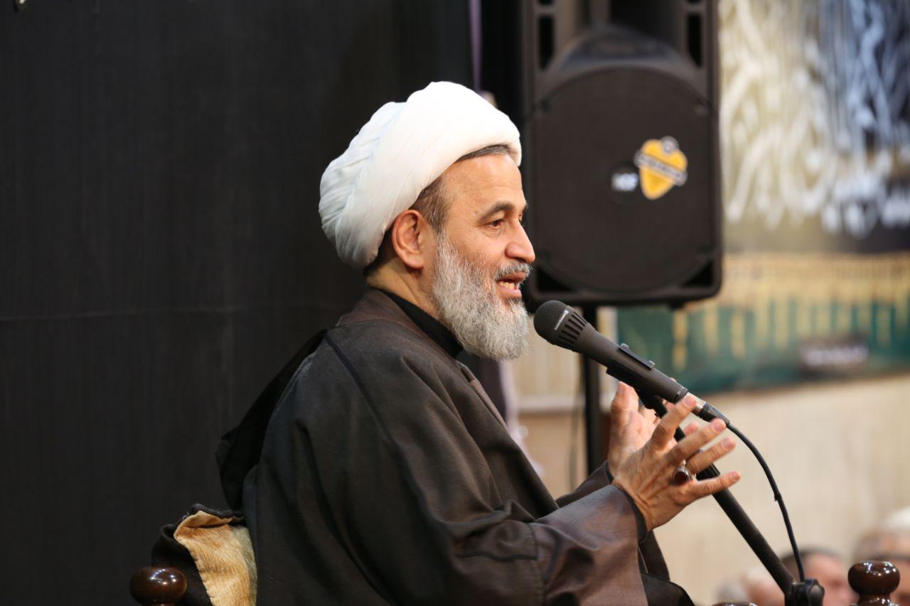 گزارش تصویری از عزاداری شب چهارم دهه فاطمیه مسجد سیدالشهدا (ع)